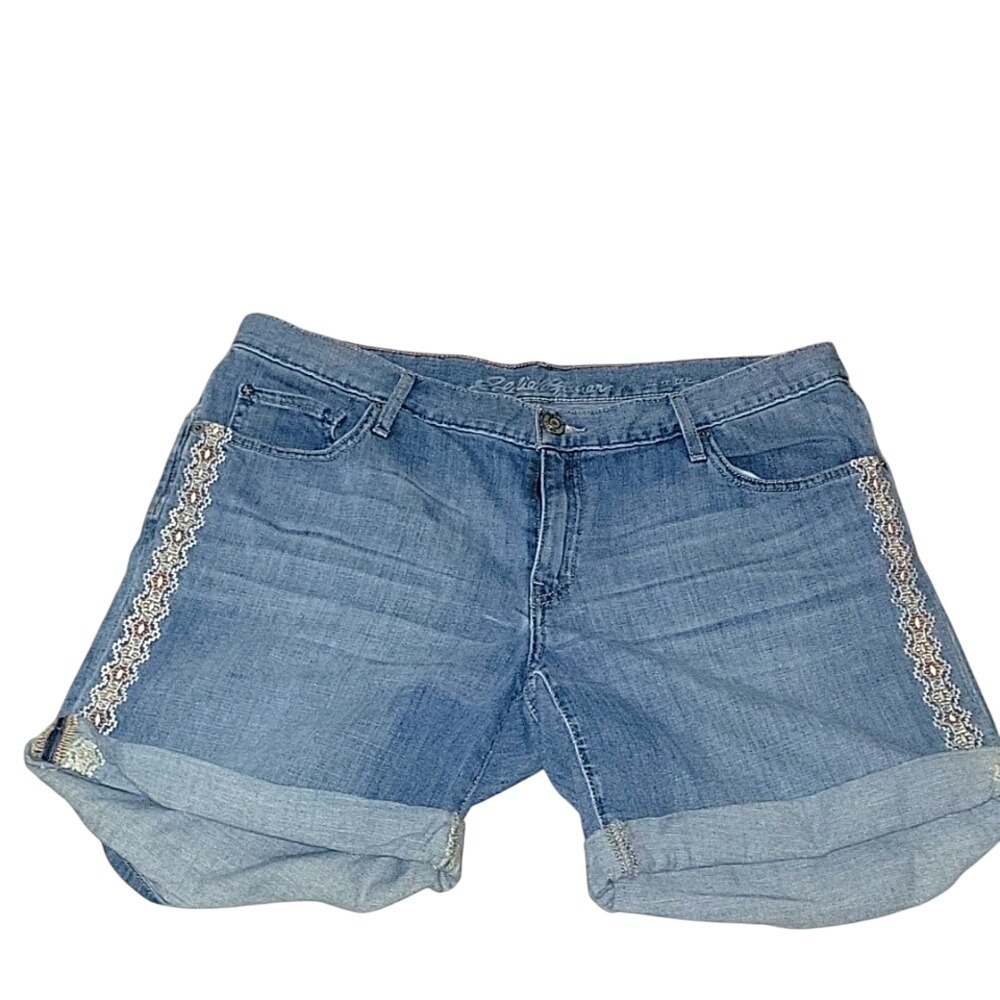 Eddie Bauer‎ Denim Bermuda Shorts Embellished Cuffs Womens Blue Size 12 summer